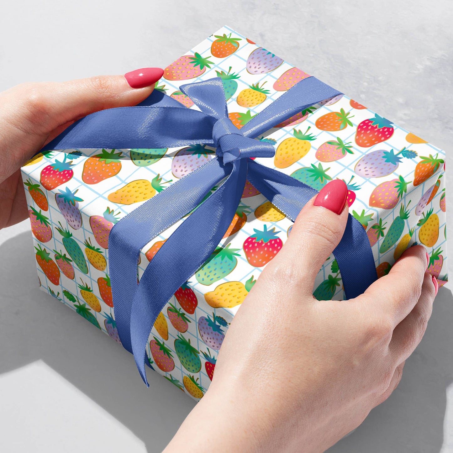 Sweet Strawberries - Gift Wrap Roll
