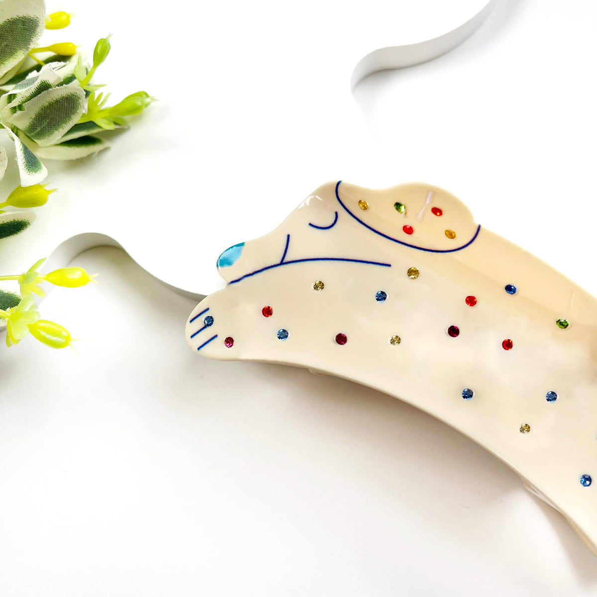 Simple Diamond Spotted Puppy Animal Hair Claw Clip: Colorful