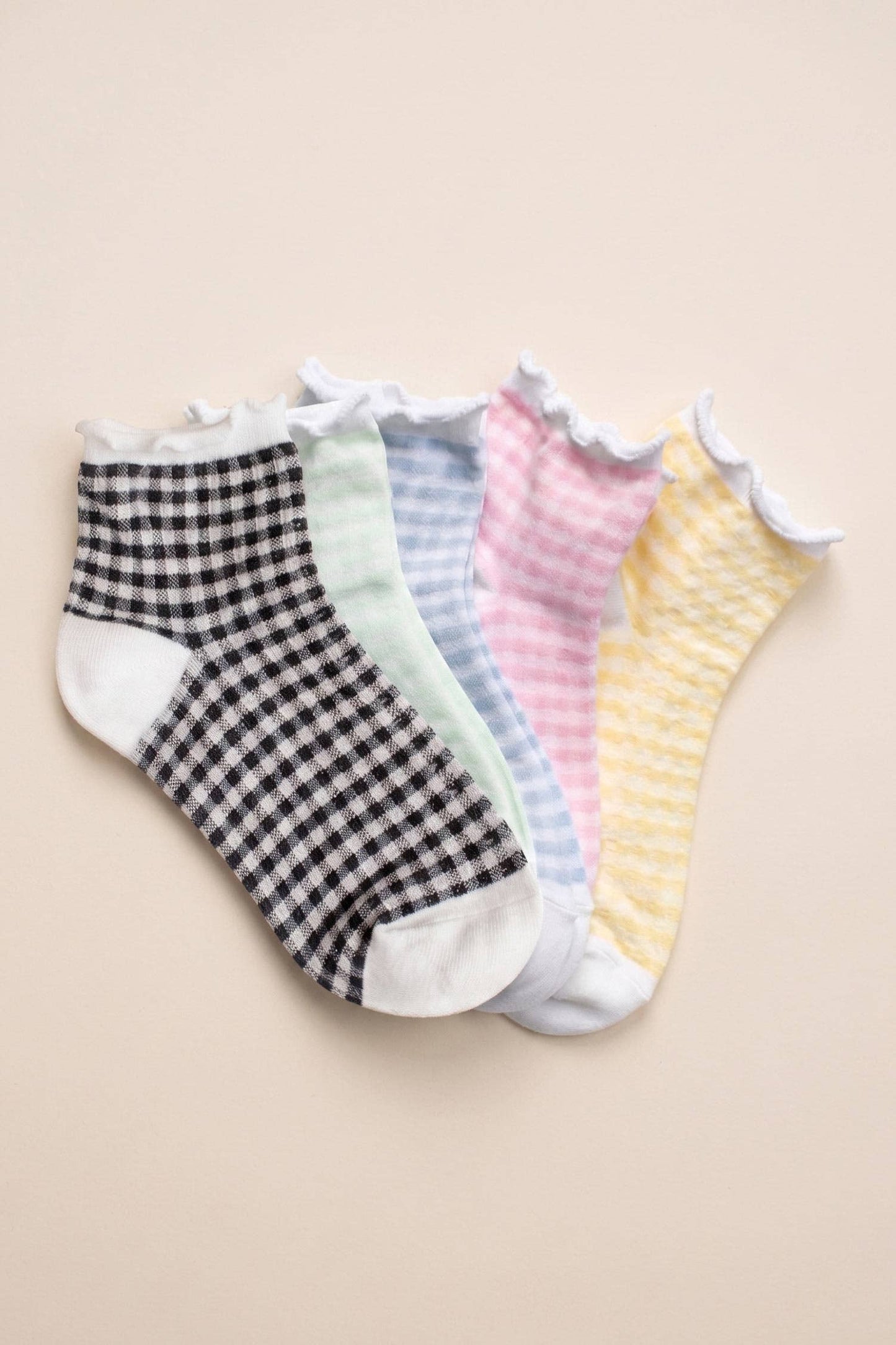Pastel Gingham Ruffle Ankle Socks: Black