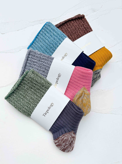 Color Block Textured Cotton Blend Crew Socks: Grey/Pink