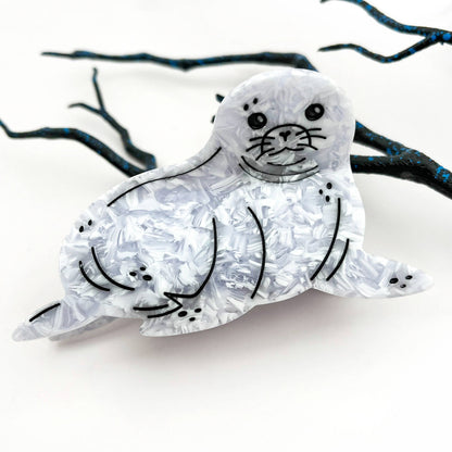 Adorable Baby Seal Acetate Animal Hair Claw Clip: White