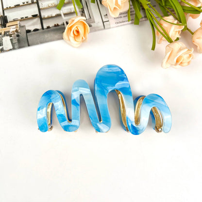 Simple wave hair claw clips: black