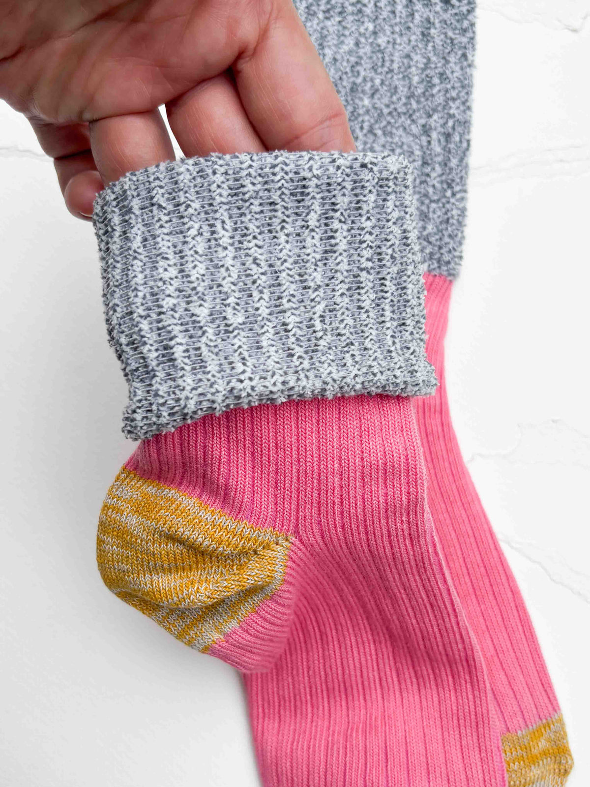 Color Block Textured Cotton Blend Crew Socks: Grey/Pink