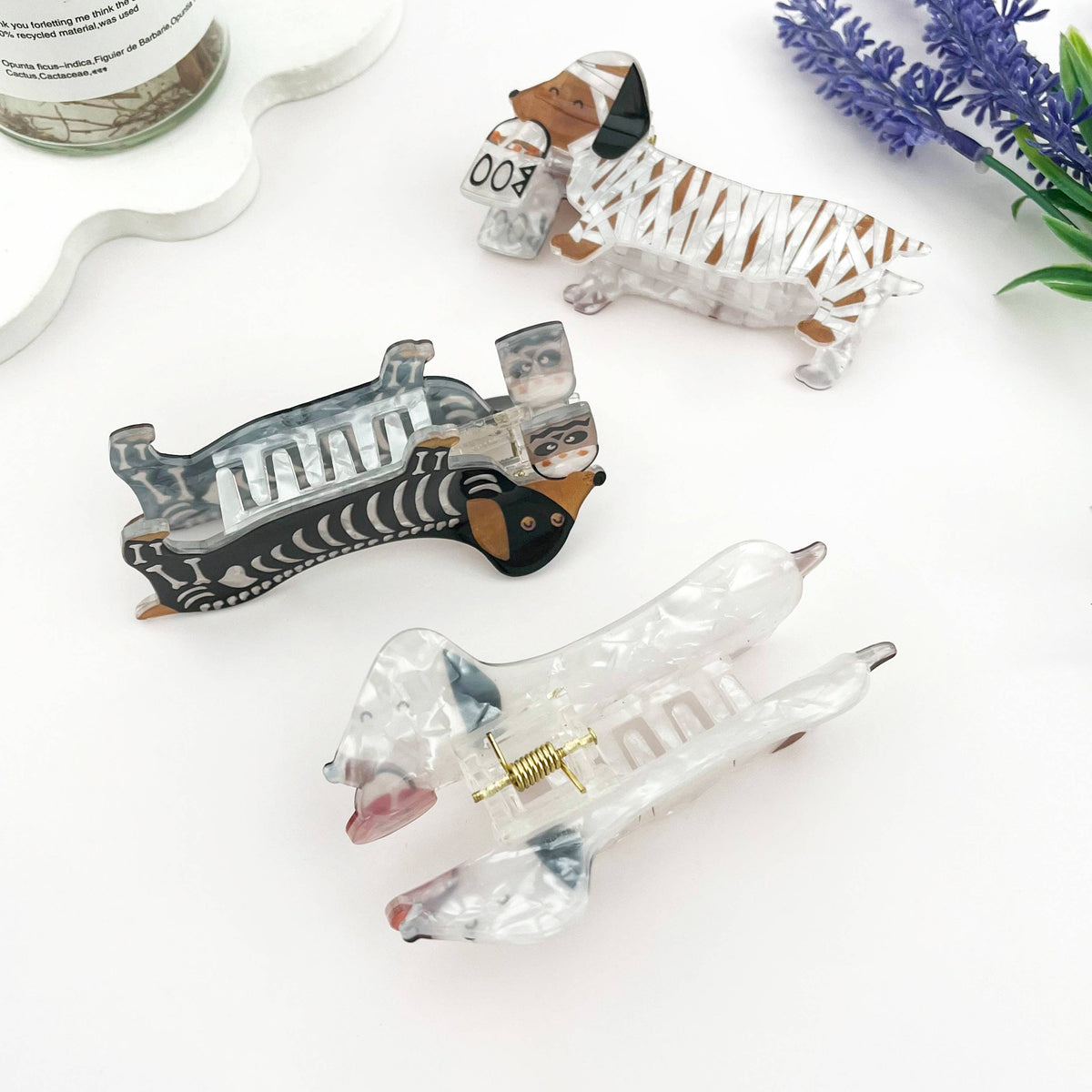 Halloween Mummy Ghost Skeleton Dachshund Hair Claw Clip: Black