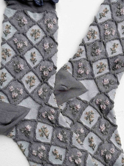 Vintage Diamond Floral Sheer Crew Socks: Beige