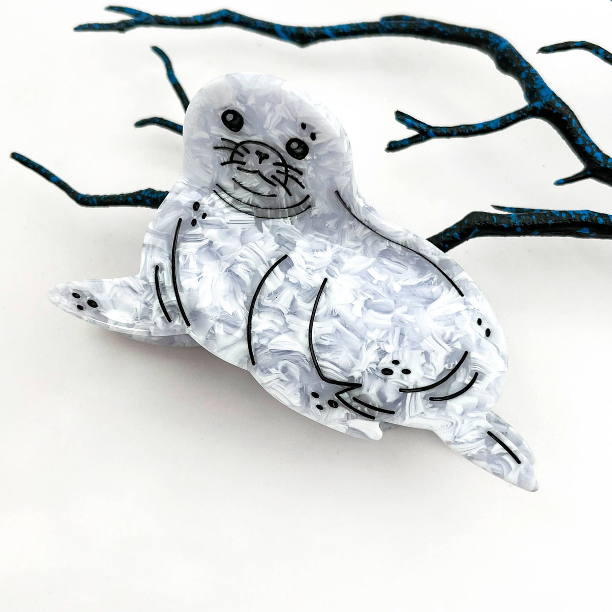 Adorable Baby Seal Acetate Animal Hair Claw Clip: White