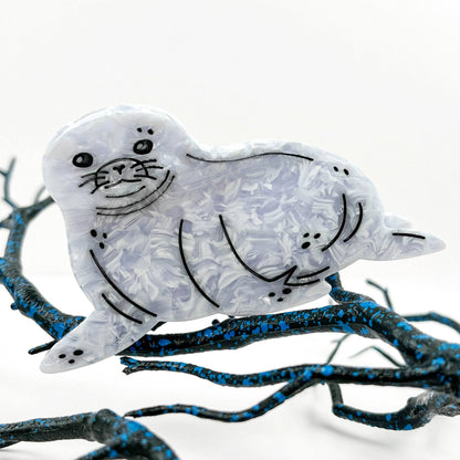 Adorable Baby Seal Acetate Animal Hair Claw Clip: White