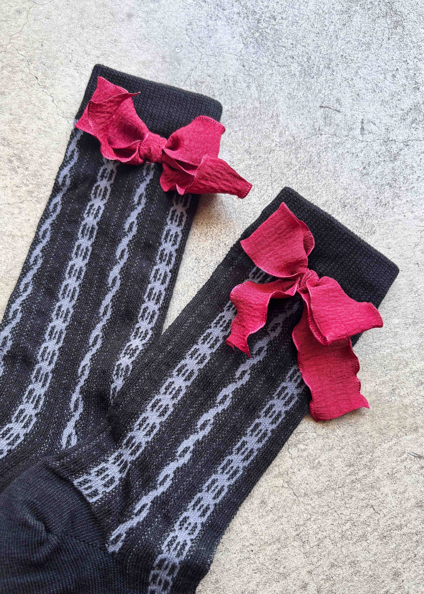 Ribbon Sheer Crew Socks: Pink