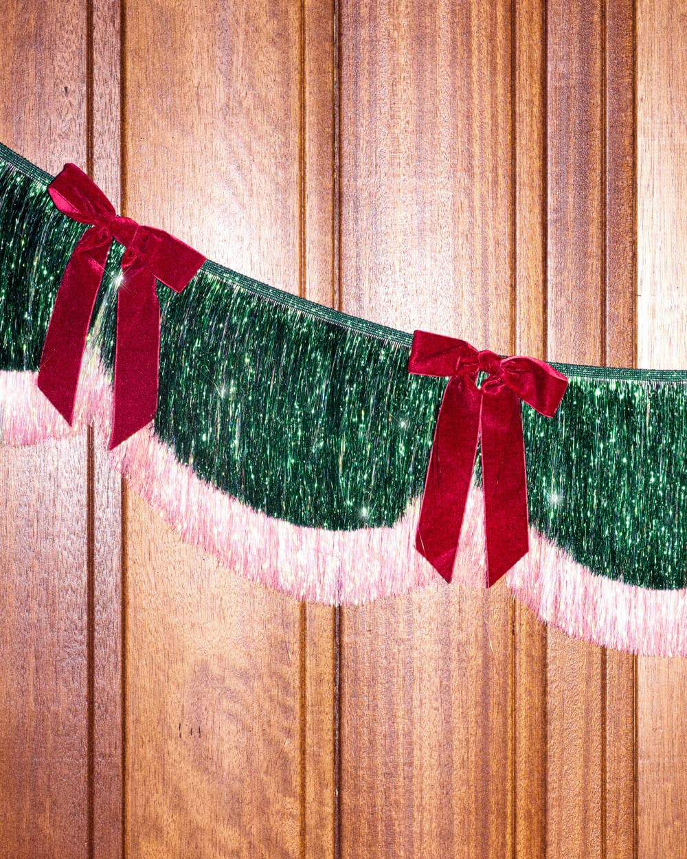 Xo, Fetti x ban.do Christmas Fringe Bow Banner | holiday