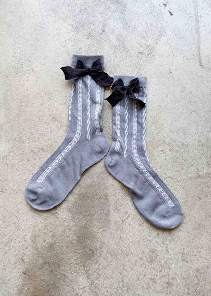 Ribbon Sheer Crew Socks: Cream