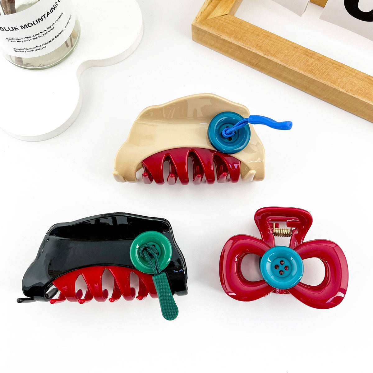 Cute Contrast Button Hair Claw Clip: Red