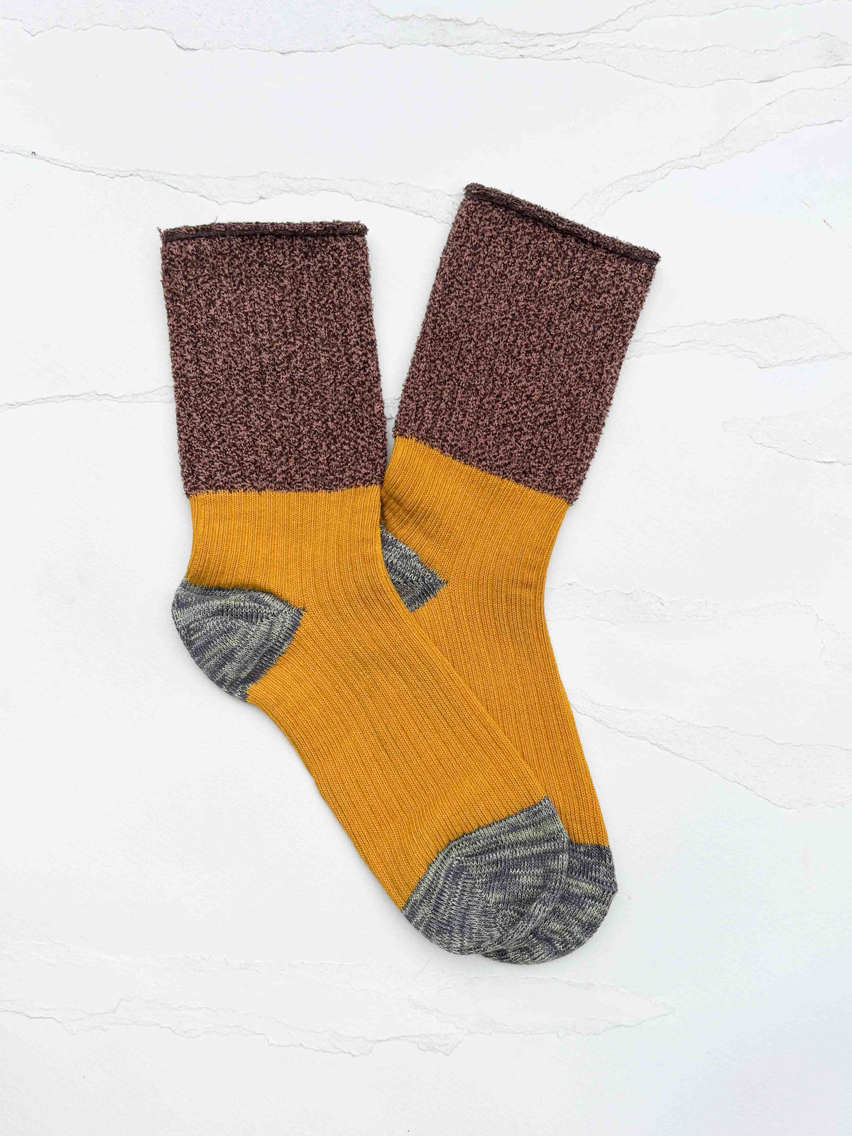 Color Block Textured Cotton Blend Crew Socks: Grey/Pink
