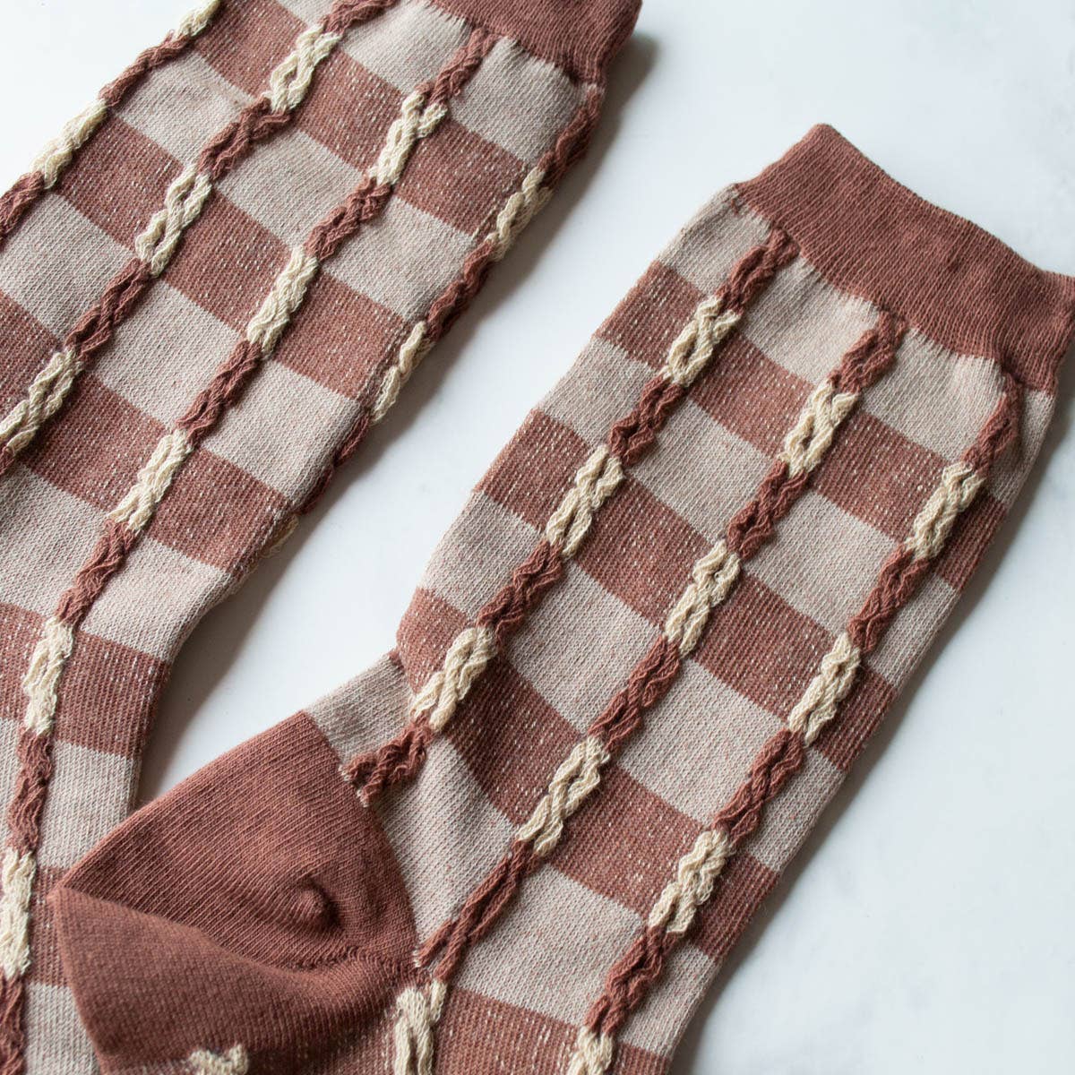 Vintage Checkerboard Twist Socks: Oatmeal