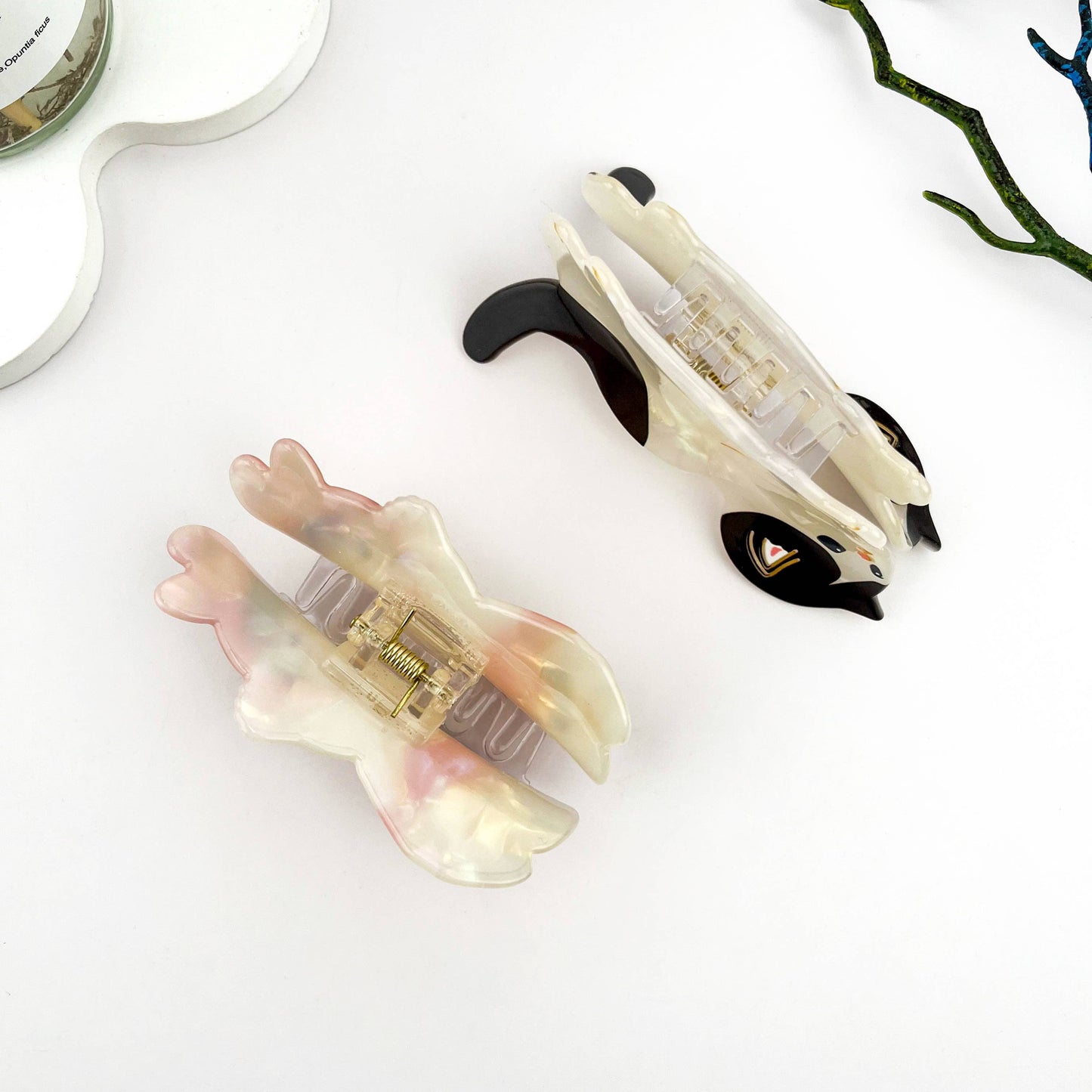 Lazy Cat Exquisite Acetate Animal Hair Claw Clip: Black