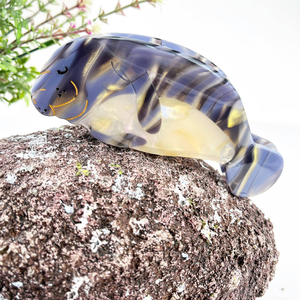 Manatee Acetate Claw Clip: Gray