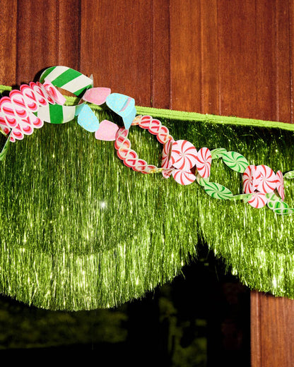 Xo, Fetti x ban.do Candy Paper Chain Garland | Christmas