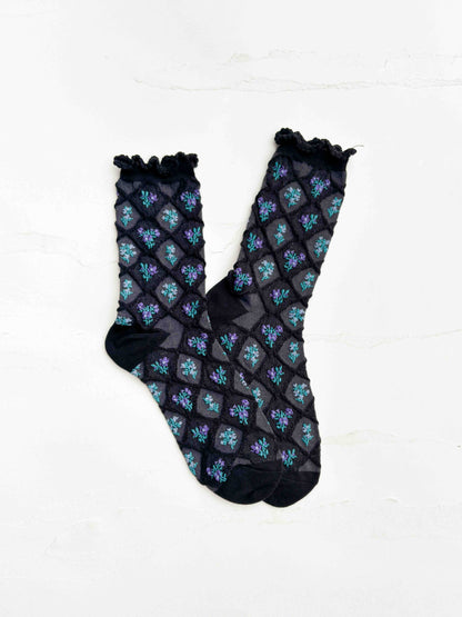 Vintage Diamond Floral Sheer Crew Socks: Beige