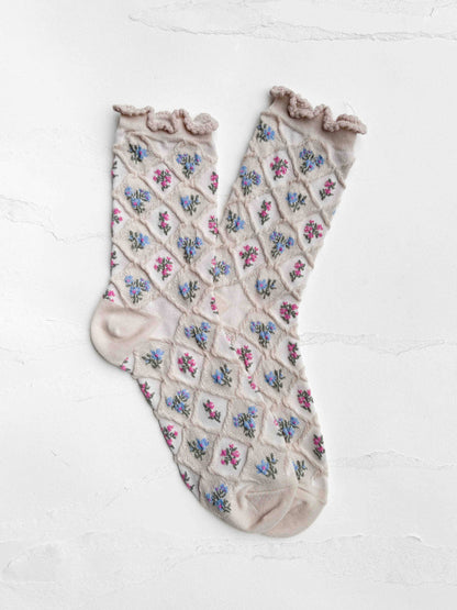 Vintage Diamond Floral Sheer Crew Socks: Beige