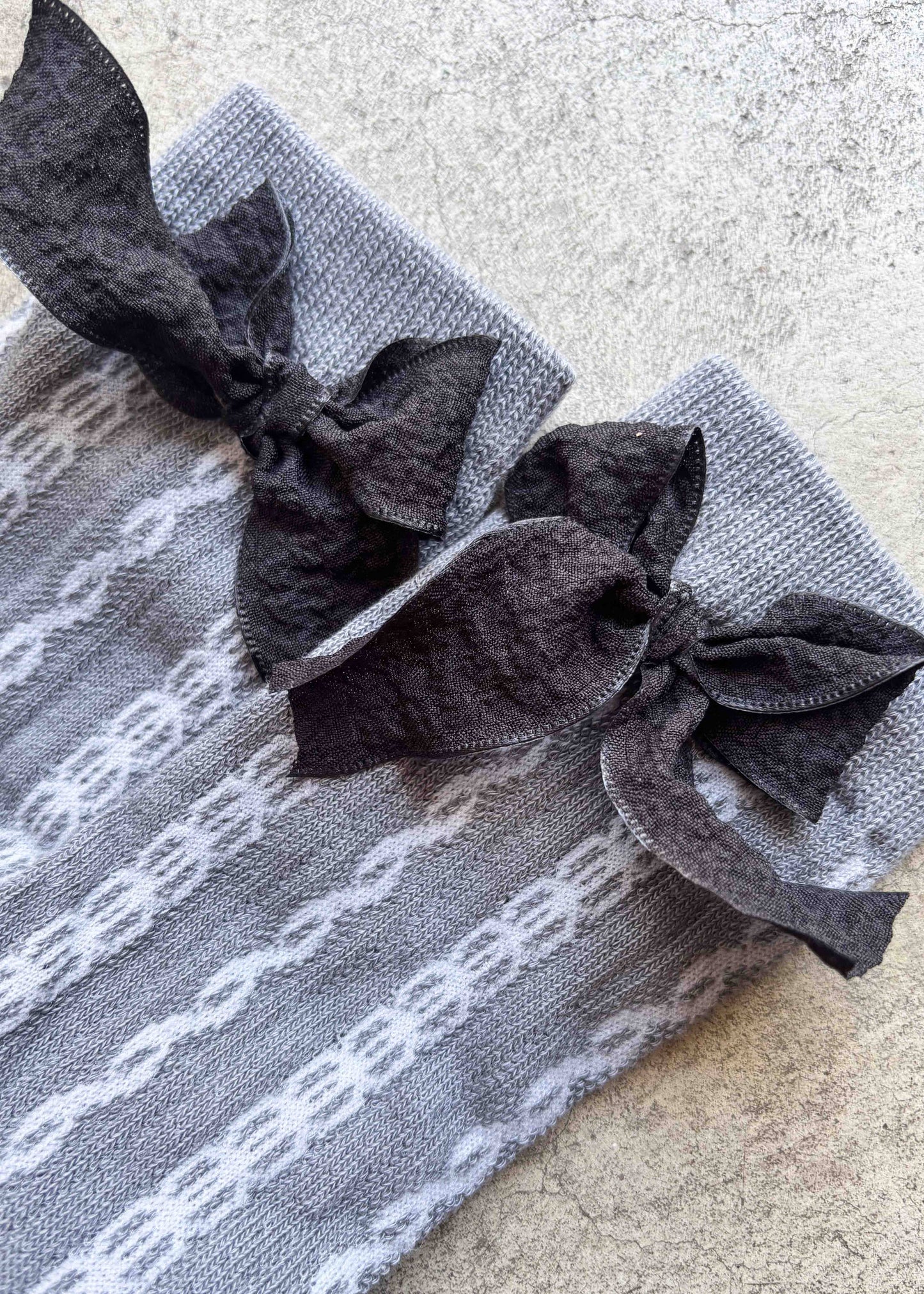 Ribbon Sheer Crew Socks: Pink