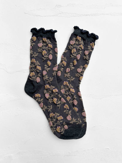 Vintage Rose Floral Cotton Blend Ruffle Socks: Charcoal
