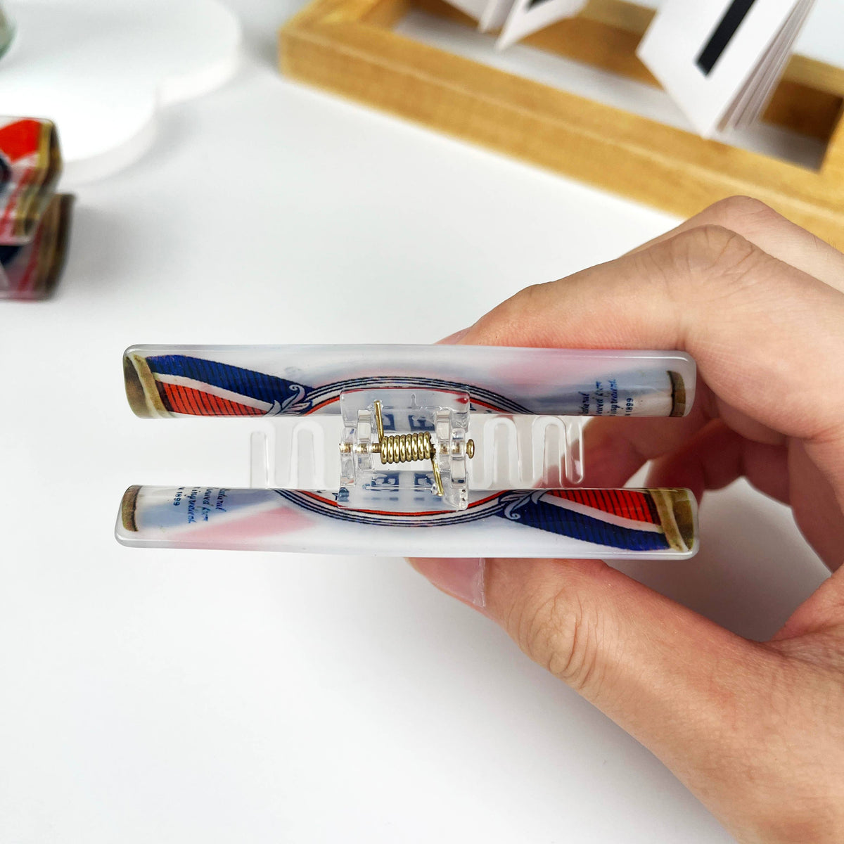 Beer can claw clip: PBR